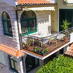 Villa Palma Apartments